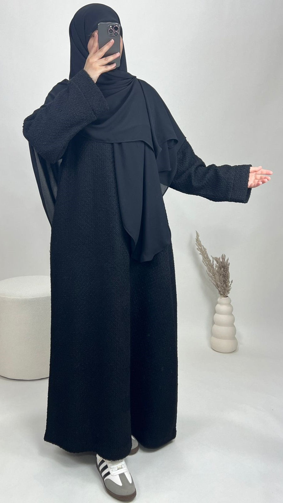 عباءة شانيل