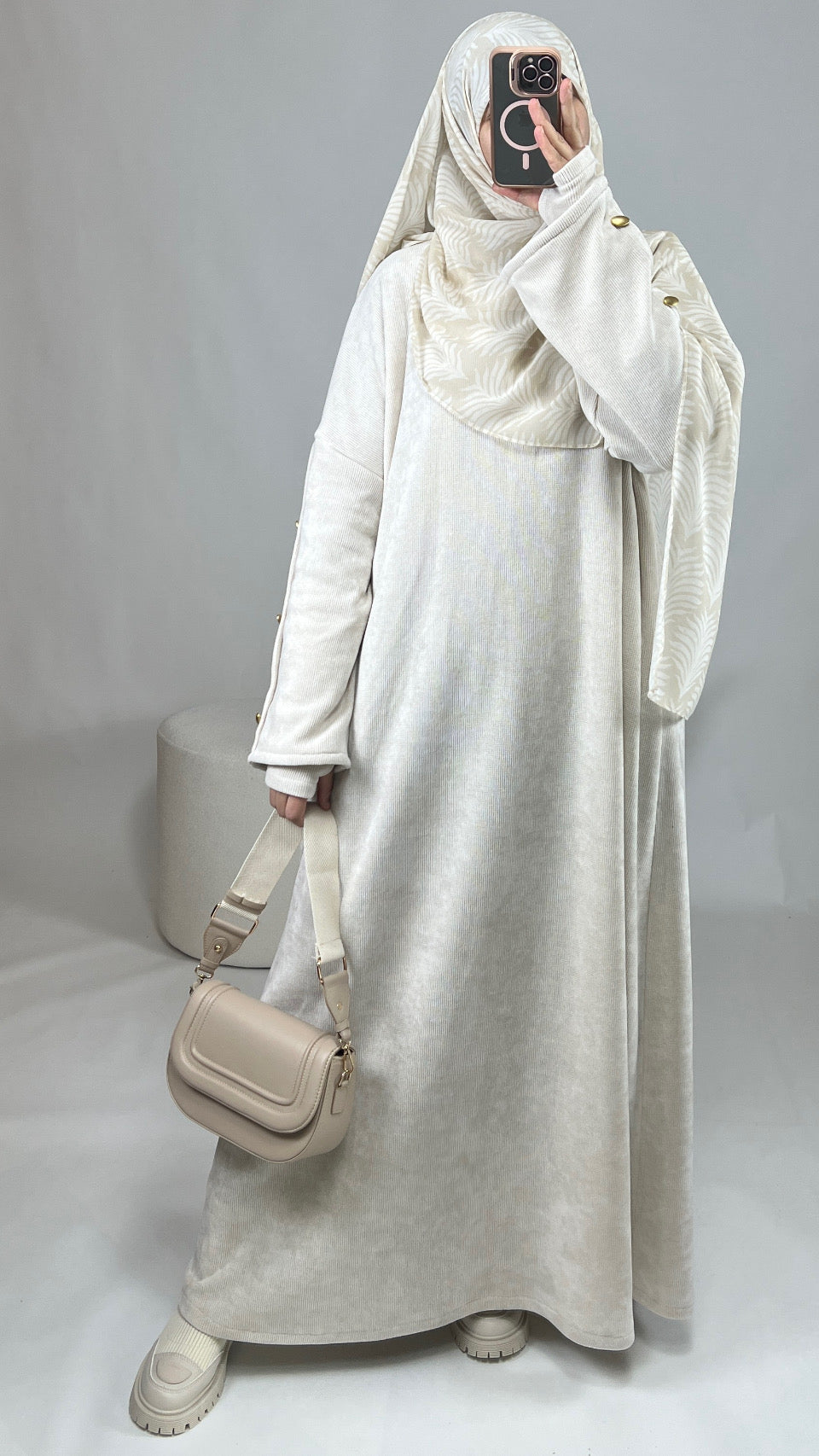 Abaya Nada