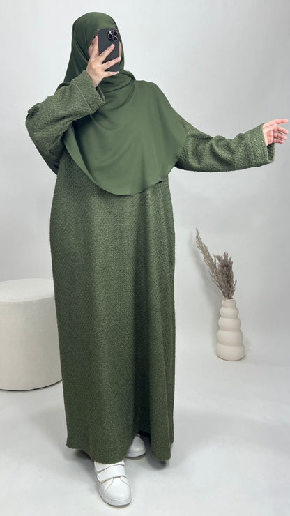 عباءة شانيل