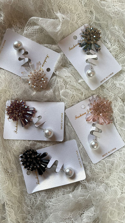 دبوس الورد اللؤلؤي (P)