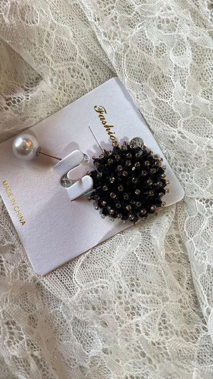 دبوس وردة اللؤلؤي (G)