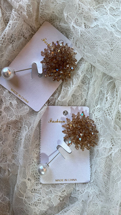 دبوس وردة اللؤلؤي (G)