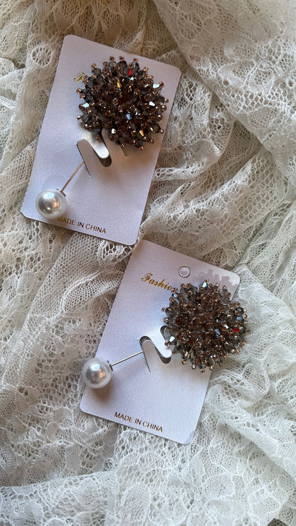 دبوس وردة اللؤلؤي (G)