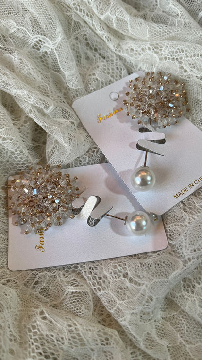 دبوس وردة اللؤلؤي (G)