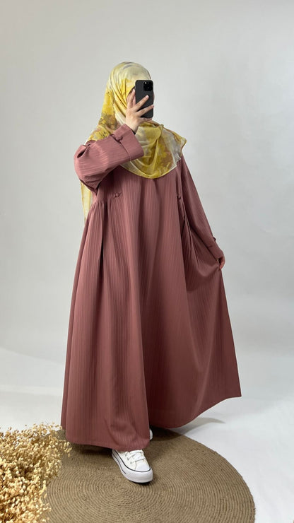 عباءة ناديا